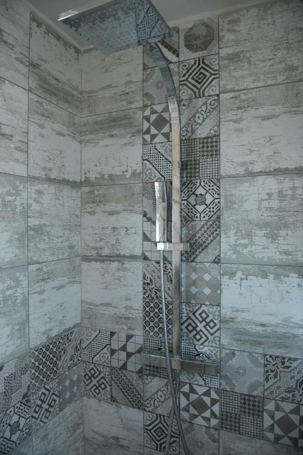 Chambre D'Hotes Du Charme Provencal Sénas 外观 照片
